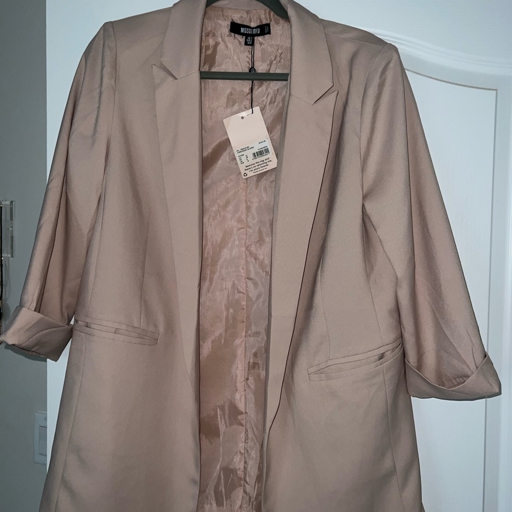 Brand new size US 6 Missguided light pink rose blazer